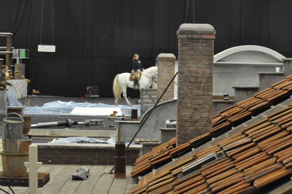 film-Sint-Dick Maas-decorstuk daken